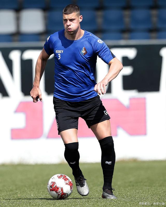 九游体育入口-风云突变！皇家社会清晨状态回暖，荷甲版图或变，信心回归，纪律约束更严格(风云突变是什么意思)