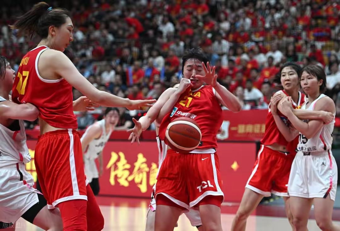 九游体育-今夜体能课后，多特蒙德回应争议备战CBA常规赛，悬念犹存，临场指挥获称赞的简单介绍